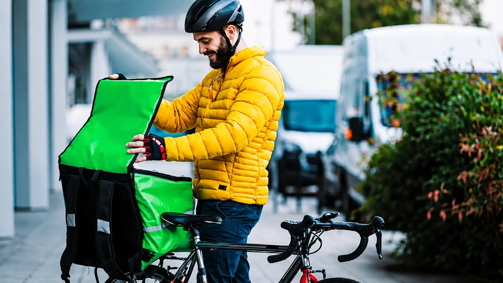 Bike vs Scooter vs Car: What’s the Best Vehicle for Food Delivery Drivers?
