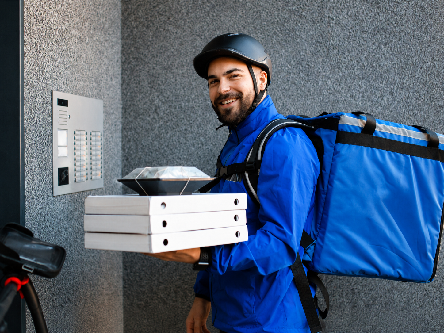 How Delivery Bags Improve Customer Ratings and Tips